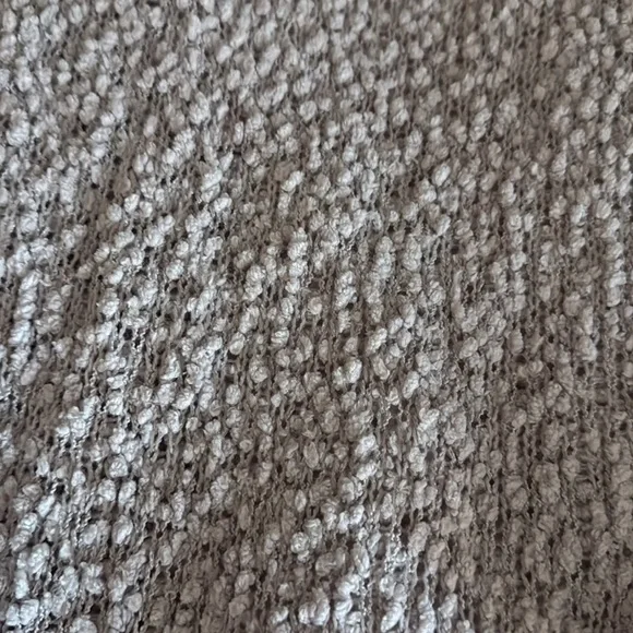 Women's popcorn sweater! - Picture 3 of 5